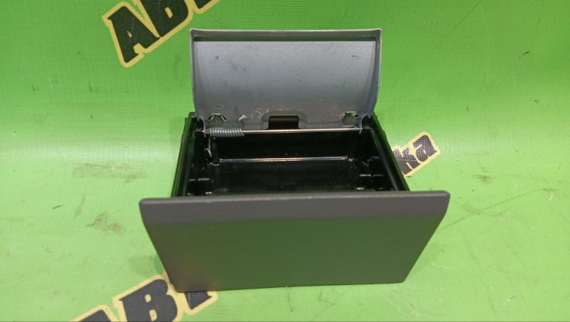 Пепельница TOYOTA CORONA PREMIO ST210 3S-FSE 1998 (б/у)