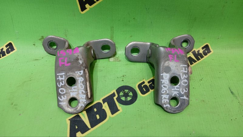 Петля дверная TOYOTA PROGRES JCG10 1JZ-GE 2000 передняя левая (б/у)