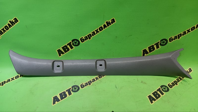 Накладка на стойку кузова TOYOTA DYNA KDY231 1KD-FTV 2015 правая (б/у)