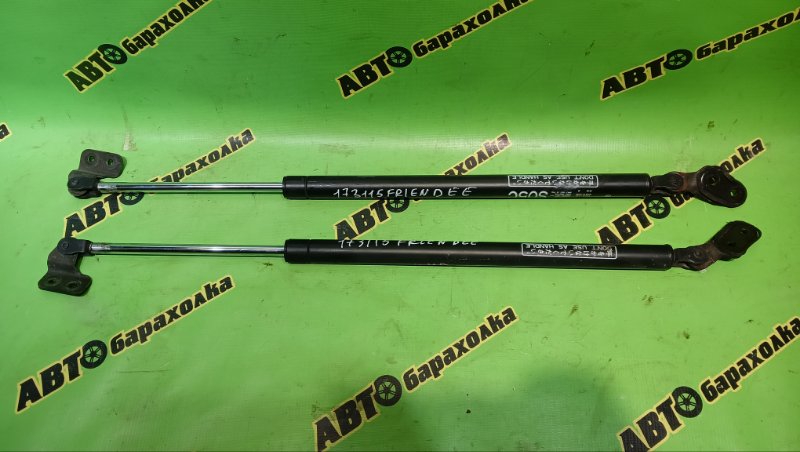 Амортизатор задней двери MAZDA BONGO FRIENDEE SGLW WL-T 1999 (б/у)