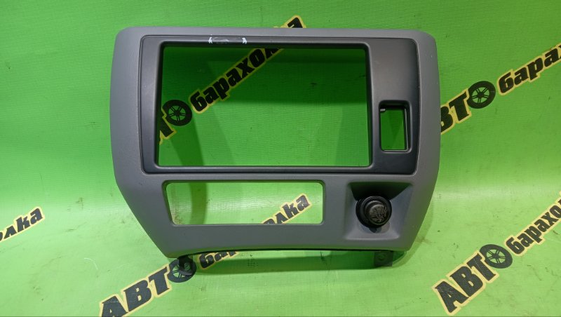 Консоль магнитофона NISSAN PRESAGE VU30 YD25 1998 (б/у)
