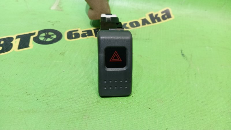 Кнопка аварийной сигнализации NISSAN PRESAGE VU30 YD25 1998 (б/у)