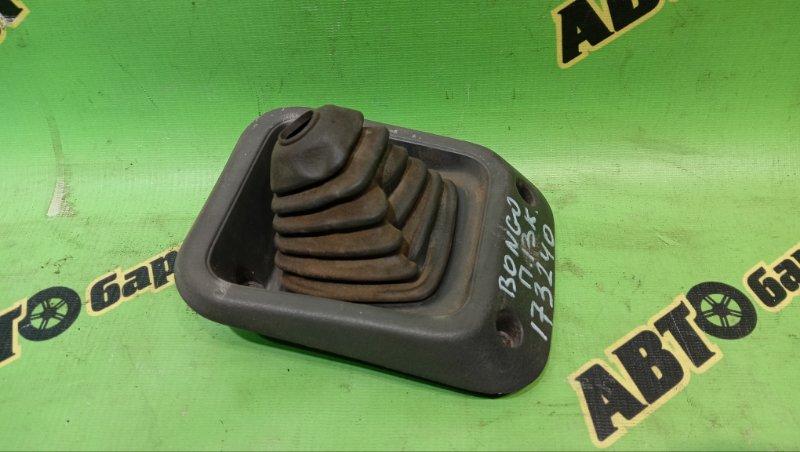 Кожух ручки кпп MAZDA BONGO SE88T F8 1995 (б/у)