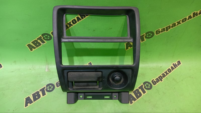 Консоль магнитофона MAZDA DEMIO DW3W B3 1998 (б/у)