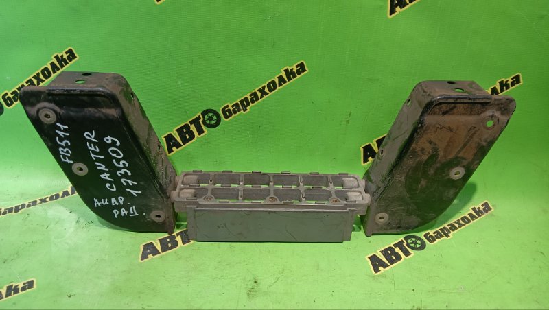 Подножка MITSUBISHI CANTER FB511B 4M40 1996 задняя (б/у)