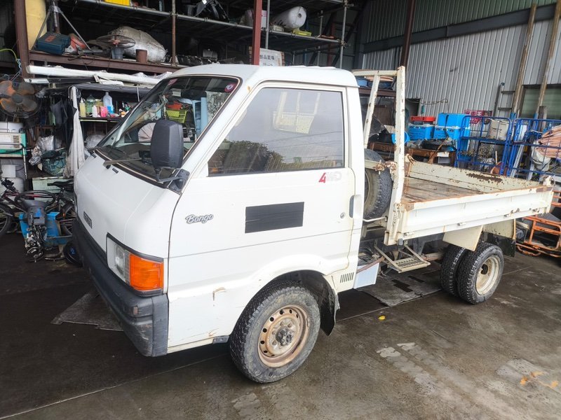 Дверь MAZDA BONGO SE88M F8 1986 передняя левая (б/у)