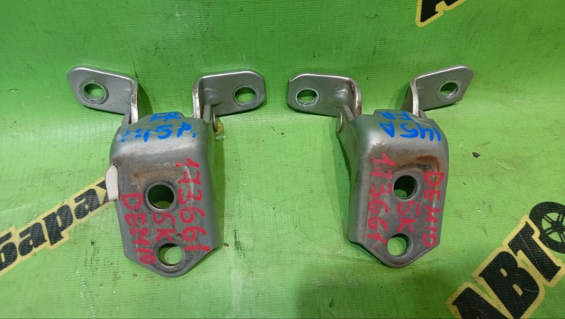 Петля дверная MAZDA DEMIO DE3FS ZJ 2008 передняя правая (б/у)