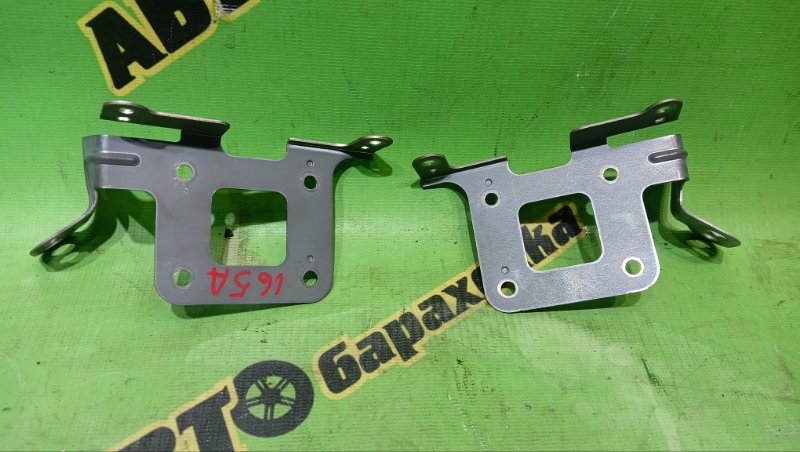 Крепление магнитофона HONDA STEPWGN RK5 R20A 2011 (б/у)