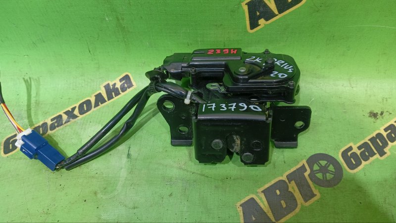 Замок 5-й двери TOYOTA PRIUS NHW20 1NZ-FXE 2008 (б/у)