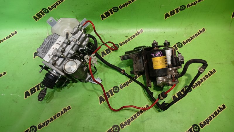 Главный тормозной цилиндр TOYOTA PRIUS ZVW30 2ZR-FXE 2012 (б/у)