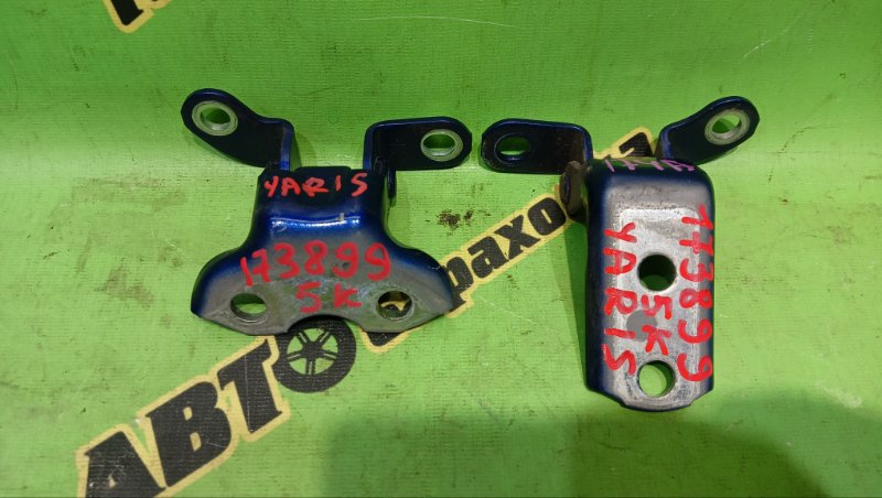 Петля дверная TOYOTA YARIS MXPA10 M15A 2022 задняя правая (б/у)