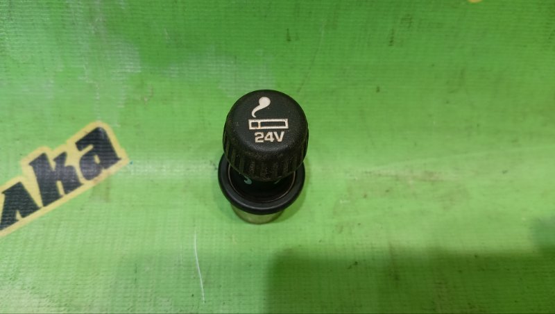 ПРИКУРИВАТЕЛЬ MITSUBISHI CANTER FG50EB 4M51 2000 (б/у)