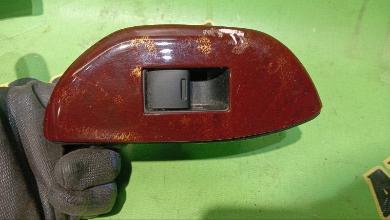 Кнопка стеклоподъемника HONDA STEPWGN RK5 R20A 2011 задняя правая (б/у)