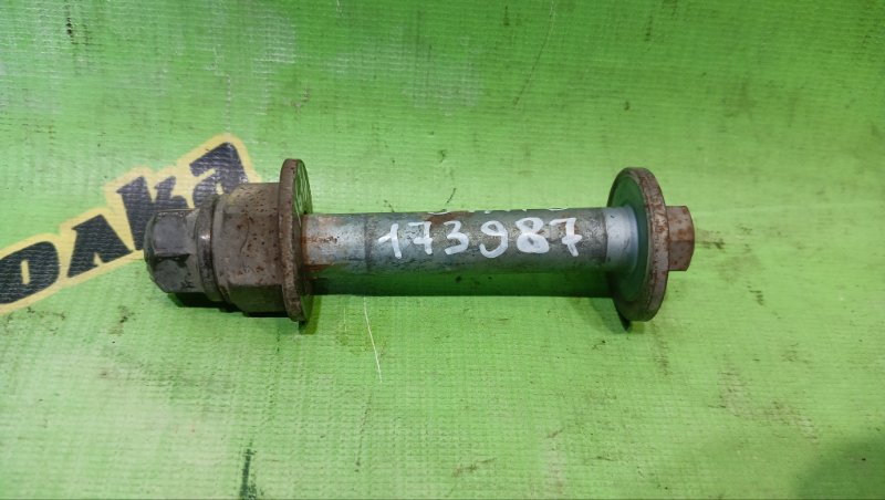 Болт-эксцентрик HONDA CIVIC FD3 LDA 2006 правый (б/у)