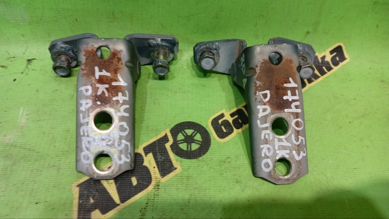 Петля дверная MITSUBISHI PAJERO MINI H58A 4A30 2005 передняя правая (б/у)