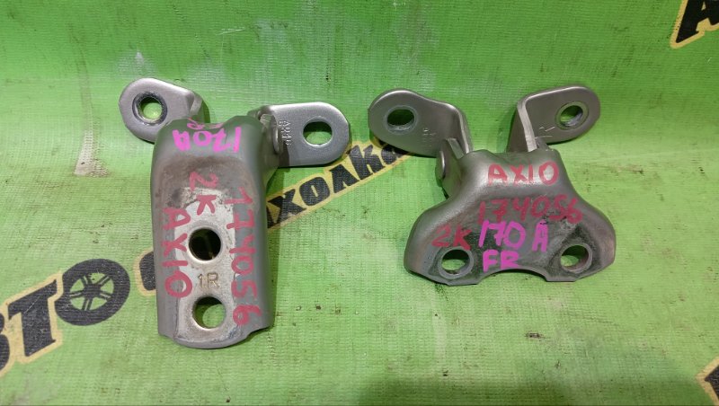 Петля дверная TOYOTA COROLLA AXIO NZE164 1NZ-FE 2012 передняя правая (б/у)