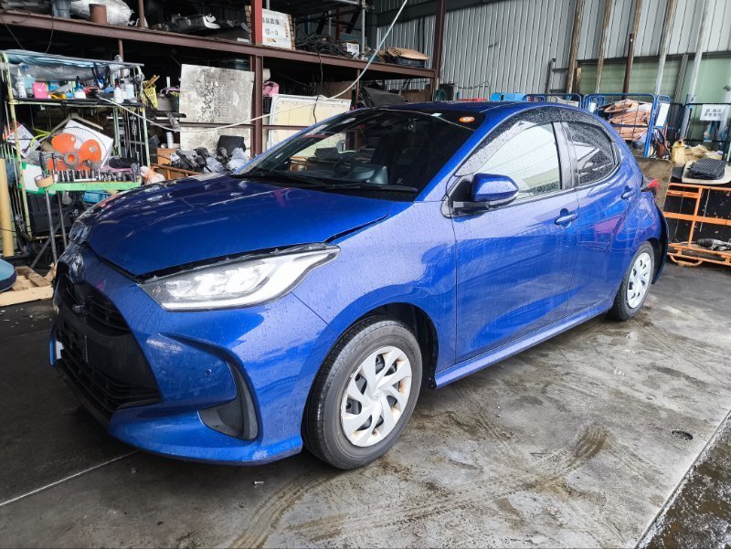 Дверь TOYOTA YARIS MXPA10 M15A 2022 передняя левая (б/у)
