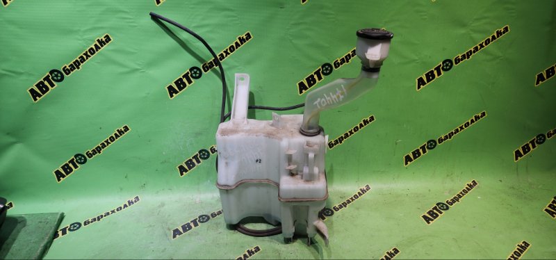 Бачок стеклоомывателя TOYOTA PRIUS ZVW30 2ZR-FXE 2012 (б/у)