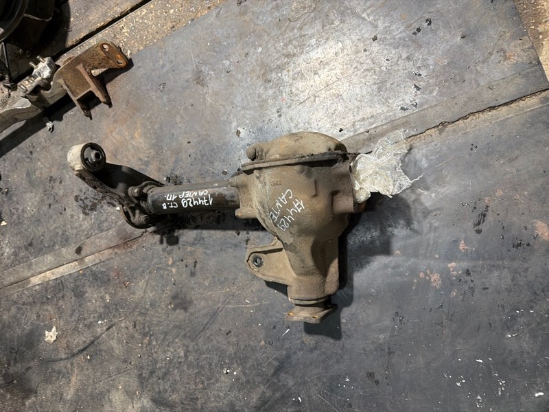 Редуктор MITSUBISHI CANTER FG50EB 4M51 2000 правый (б/у)