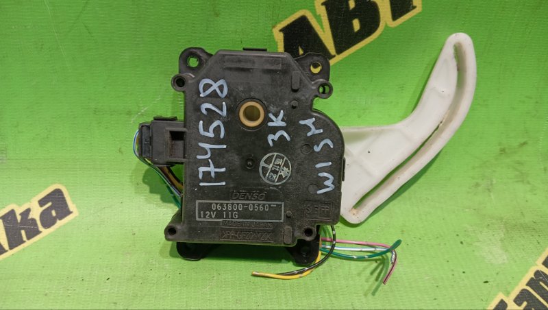 Сервопривод заслонок печки TOYOTA WISH ZNE10G 1ZZ-FE 2005 (б/у)