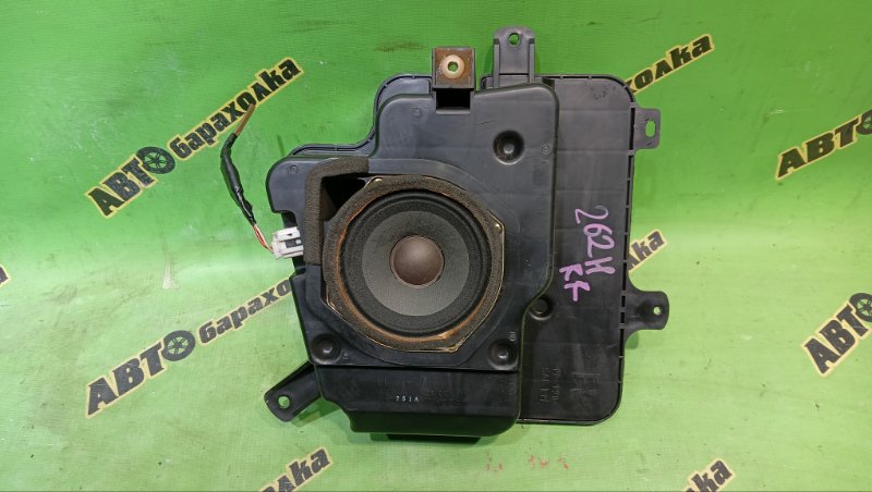 Динамик TOYOTA HIACE REGIUS KCH46G 1KZ-TE 1997 задний правый (б/у)