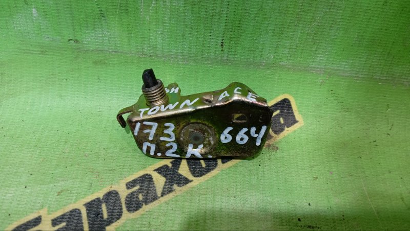 ЗАМОК ЛЮЧКА БЕНЗОБАКА TOYOTA TOWN ACE KM75 7K-E 1999 (б/у)