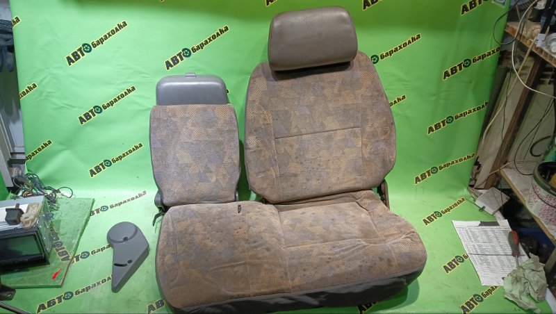 Сидение TOYOTA TOWN ACE KM75 7K-E 1999 левое (б/у)