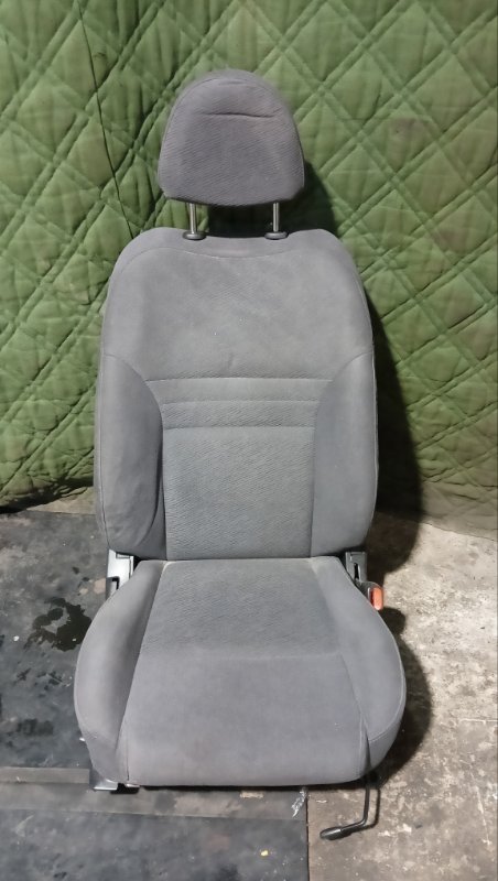 Сидение NISSAN PRIMERA TP12 QR20(DE) 2003 переднее правое (б/у)