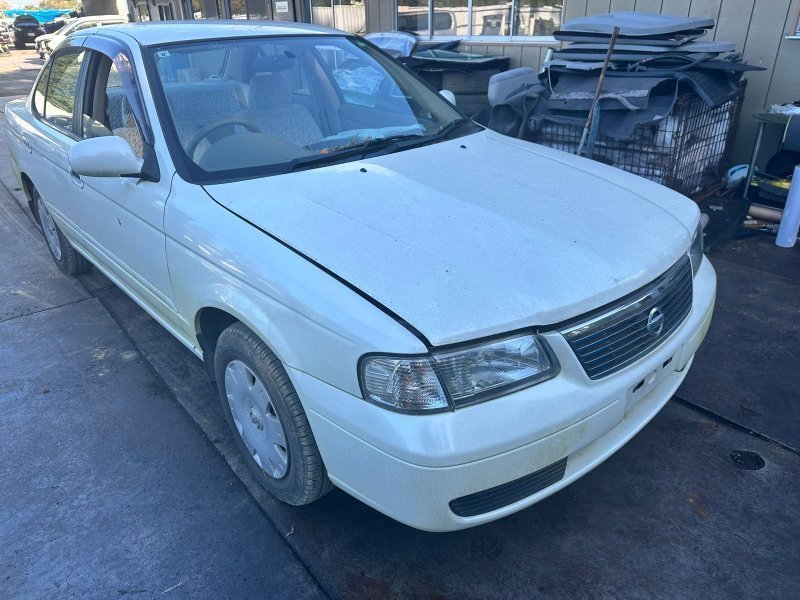 Крыло NISSAN SUNNY FB15 QG15(DE) 2003 переднее правое (б/у)