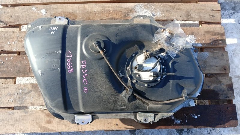 Бак топливный TOYOTA PASSO KGC10 1KR-FE 2009 (б/у)