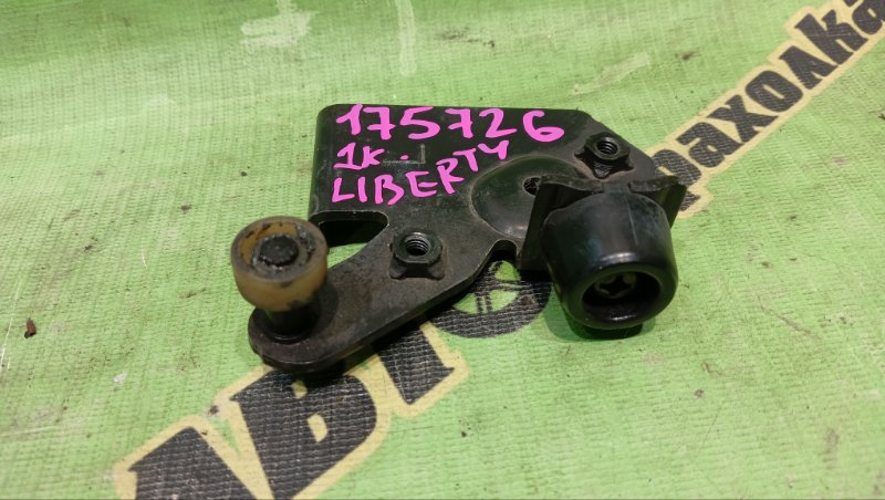 Ролик раздвижной двери NISSAN LIBERTY PNM12 SR20(DE) 2001 задний левый (б/у)