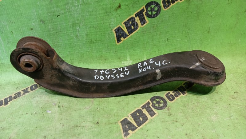 Рычаг HONDA ODYSSEY RA6 F23A 2002 задний правый (б/у)
