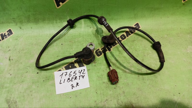 Датчик abs NISSAN LIBERTY RM12 QR20(DE) 2002 передний левый (б/у)