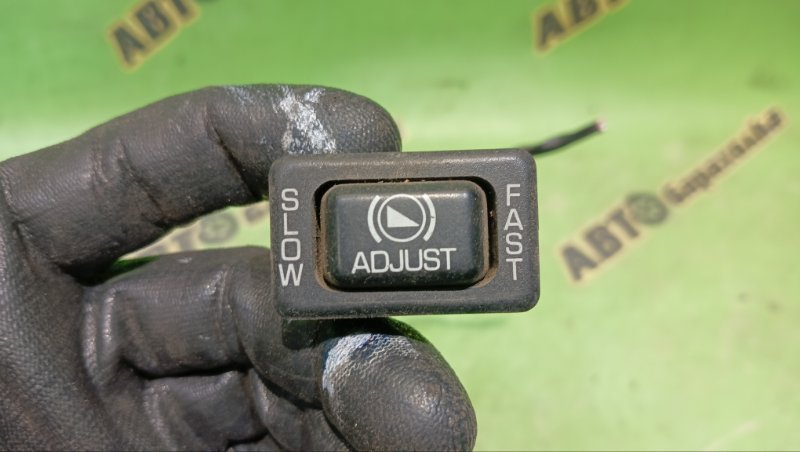 Кнопка MITSUBISHI CANTER FG50EB 4M51 2000 (б/у)