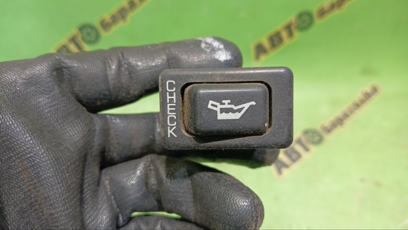 Кнопка MITSUBISHI CANTER FG50EB 4M51 2000 (б/у)