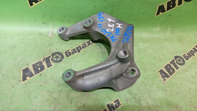 Крепление подушки двс TOYOTA PASSO KGC10 1KR-FE 2009 (б/у)
