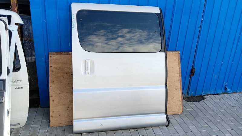 Дверь TOYOTA HIACE REGIUS KCH46G 1KZ-TE 1997 задняя левая (б/у)