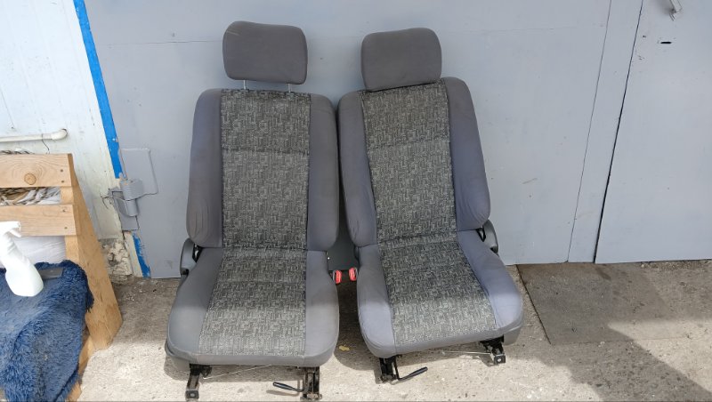 Сидение ISUZU BIGHORN UBS73GW 4JX1 1998 переднее (б/у)