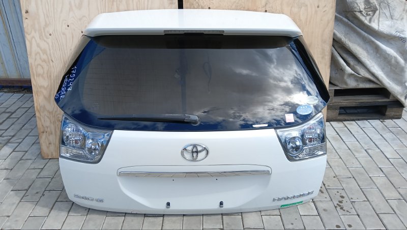 Дверь 5-я TOYOTA HARRIER ACU30 (б/у)