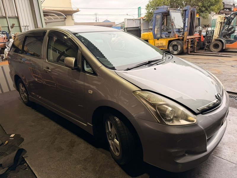 Крыло TOYOTA WISH ZNE14G 1ZZ-FE 2007 переднее правое (б/у)