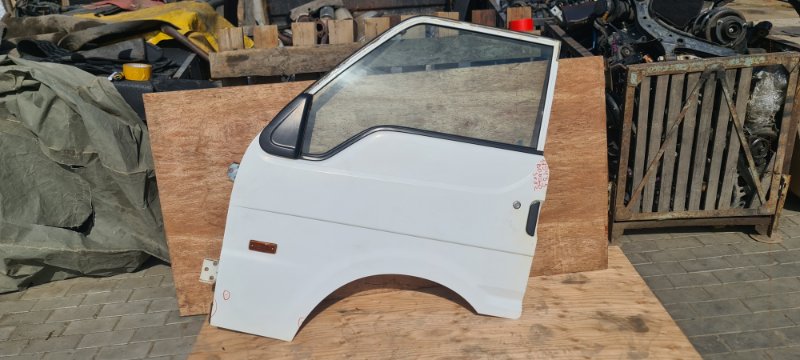 Дверь MAZDA BONGO SK82T F8 2007 передняя левая (б/у)