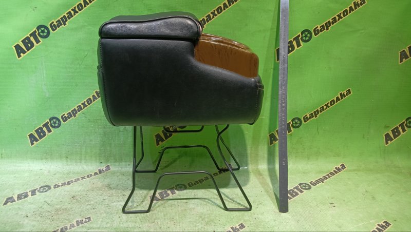 Подлокотник MITSUBISHI COLT PLUS Z24W 4A91 2004 (б/у)