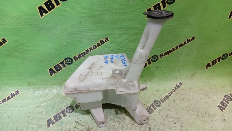 Бачок стеклоомывателя TOYOTA IST NCP110 1NZ-FE 2009 (б/у)
