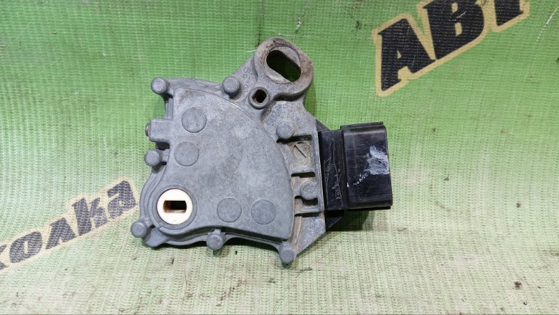 Датчик положения акпп SUZUKI SWIFT HT51S M13A (б/у)