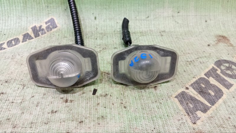 Подсветка номера TOYOTA IST NCP110 1NZ-FE 2009 (б/у)