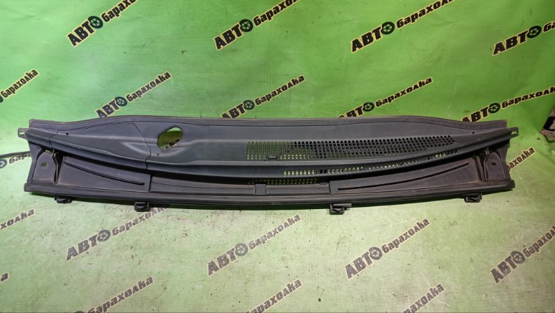 Жабо TOYOTA RACTIS NCP120 1NZ-FE 2015 (б/у)