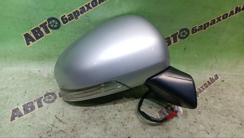 Зеркало TOYOTA RACTIS NCP120 1NZ-FE 2015 правое (б/у)
