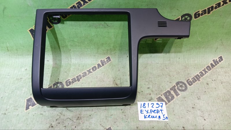Консоль магнитофона NISSAN EXPERT VW11 QG18(DE) 2005 (б/у)