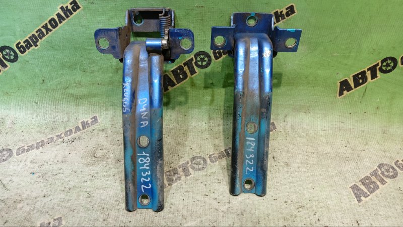 Петля дверная TOYOTA DYNA XZU605 N04CUM 2013 задняя правая (б/у)