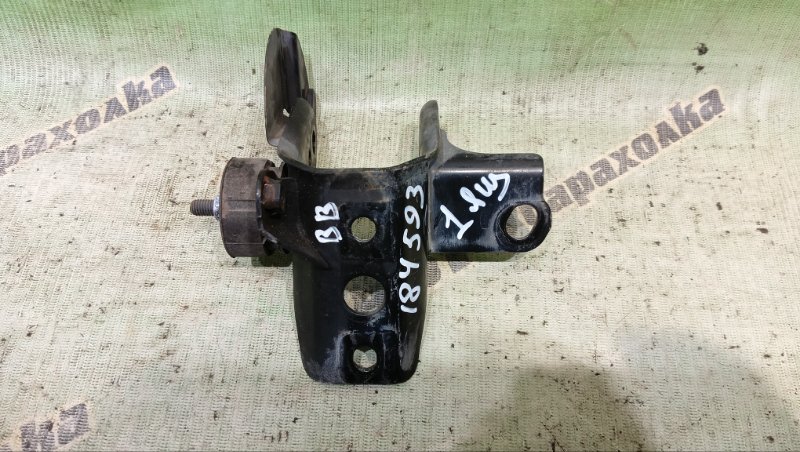 Крепление подушки двс TOYOTA BB NCP31 1NZ-FE 2004 заднее (б/у)